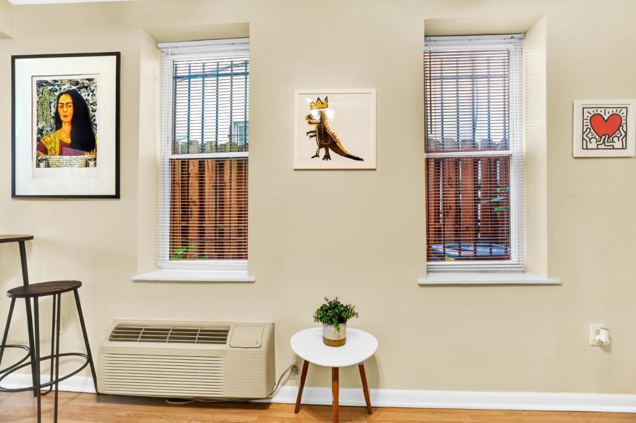 Rittenhouse Studio Apartment With Patio By Act Филаделфия Екстериор снимка