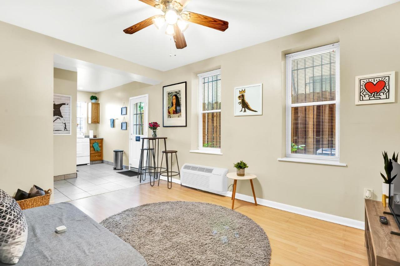 Rittenhouse Studio Apartment With Patio By Act Филаделфия Екстериор снимка